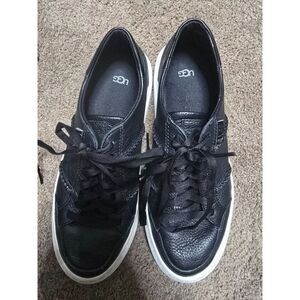 UGG Black Leather Low Top Sneakers Women’s Size 8 | EU 39 Casual Streetwear